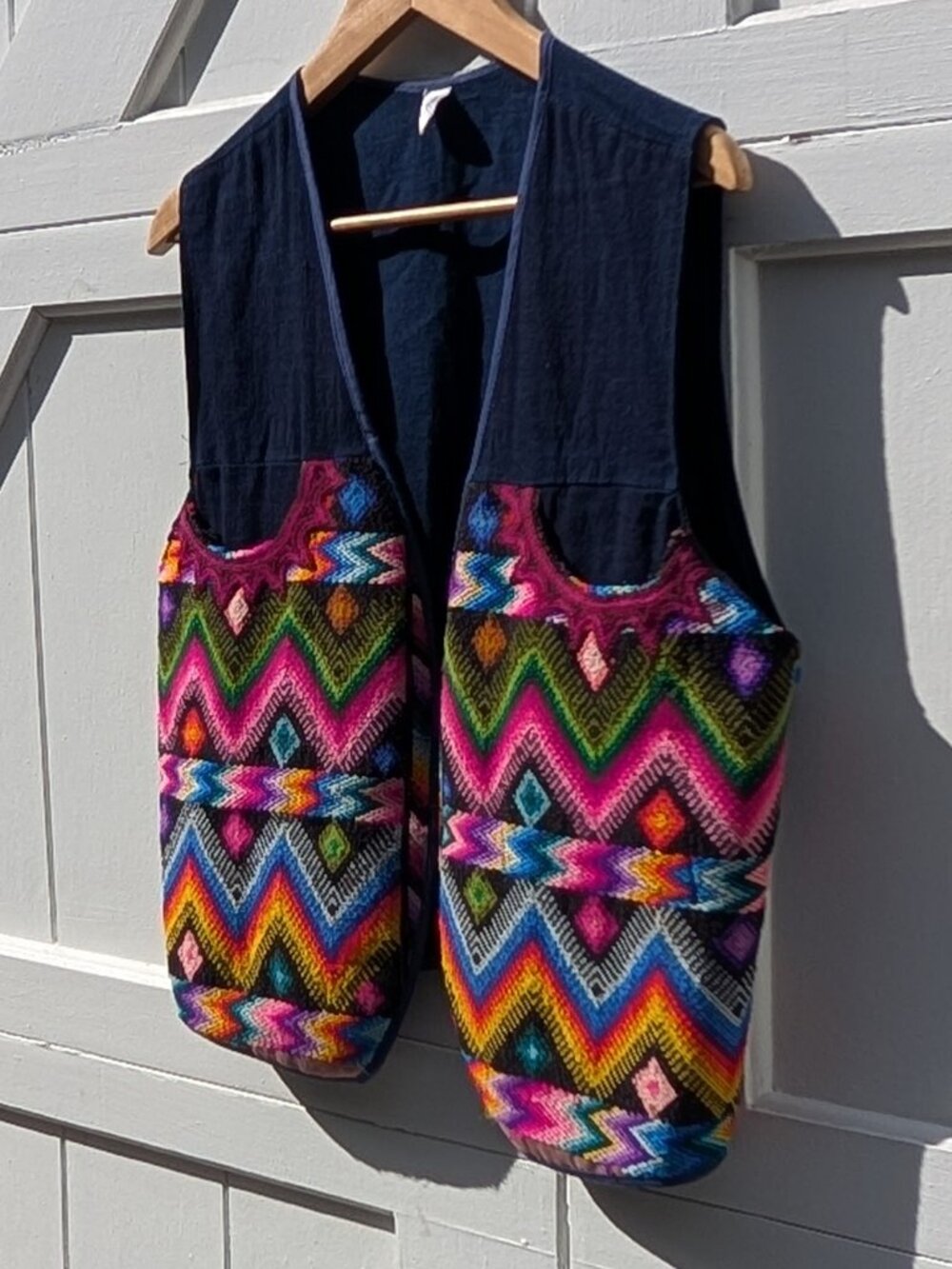 Vintage Otton'L Guatemalan Hand-Woven Embroidered Cotton Vest Large